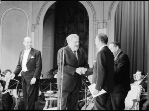 Michel Simon is awarded with the Hans Reinhart Ring, Geneva 1964