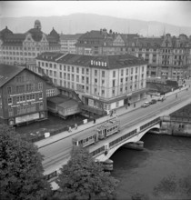 Houses at the Muhlesteg, Globus, Zurich 1948