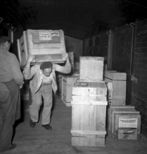 Solidarity chain relief operation supported by Radio Lausanne, 1951