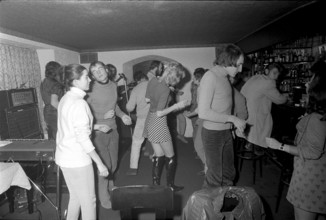 Young people dancing in a club in Rougemont 1971