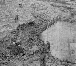 Schlossberg tunnel Baden under construction 1959
