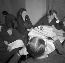 Solidarity chain christmas relief operation supported by Radio Lausanne 1951