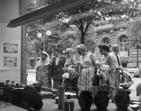 Household articles shop at the Bahnhofstrasse in Zurich, 1947