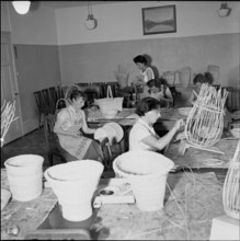 Occupational therapy at school for social work, Zurich 1954