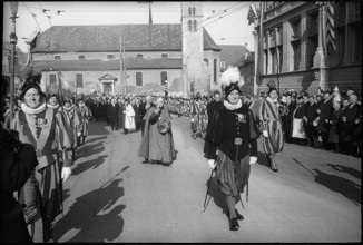Reception for Cardinal Charles Journet, parade in Fribourg 1965