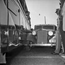 Zurich Bellevue, Traffic accident, a Mercedes drived into a coach 1953