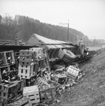 Tilted truck near Schupfen 1956