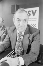 Viktor Kortschnoi: Arrival and press conference in Zurich Kloten 1978