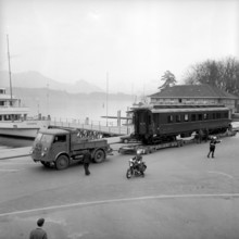 Heavy load transport of the first Swiss railways dining car to the Traffic Museum, Lucerne 1961