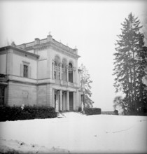 Villa Wesendonck in Zurich-Enge 1945