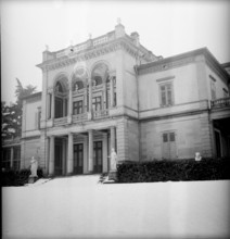 Villa Wesendonck in Zurich-Enge 1945