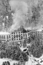 Hotel Roi Soleil on fire, St. Moritz 1971