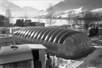 Swimming pool becomes indoor pool thanks to inflatable plastic roof, Zweisimmen 1971