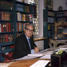 Paul Burkhard, composer, Zell ZH 1968