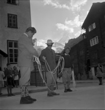 Mountain guide inspection, Zermatt 1952: ropes are inspected