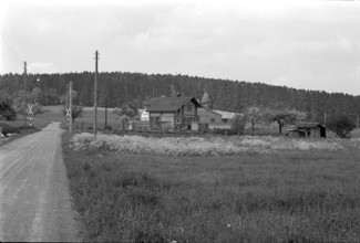 Unguarded railroad crossing near Bassersdorf 1965