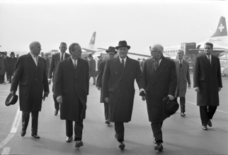 King Olav of Norway (with hat) in Zurich-Kloten 1964