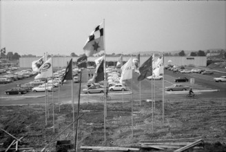 Waro Shopping Center, Parking Space, Volketswil 1971