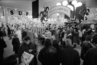 Shopping Center Waro, advertising for Graubunden, Volketswil 1972