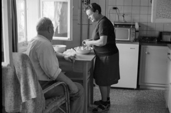 Schaggi Streuli and his wife Hedwig in their kitchen, 1969
