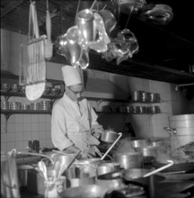 Basle, Hotel drei Konige 1954