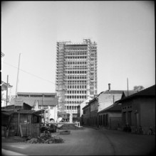 Construction of three high-rise buildings in the Kannefeld Basle, 1951