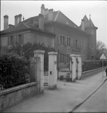 Banquet Castle in Geneva, 1953