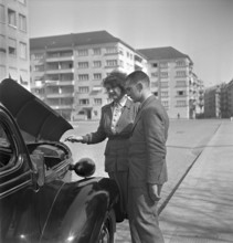 Driving instructor, 1943