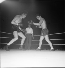Boxing meeting at Hallenstadion, Zurich 1942