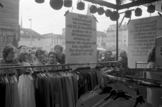 Sale at Modissa at Bahnhofstrasse after arson attack, Zurich 1981