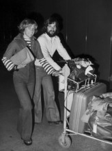 Return from Innsbruck 1976: Heini Hemmi with wife Susi