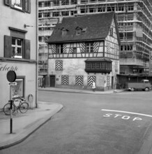 Wirtshaus zum Besenstiel, Steinentor Basle before demolition, 1960