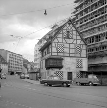 Wirtshaus zum Besenstiel, Steinentor Basle before demolition, 1960