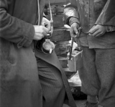 Preparations for factory chimney blasting in Zurich 1941