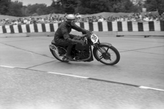 Motorcycle GP of Switzerland Geneva 1950: Bob Foster