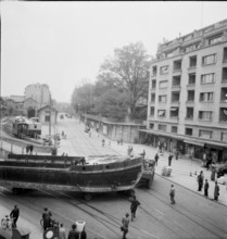 Lausanne, overland ship transport 1946