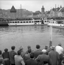 The boat ""Mythen"" crashes into the Seebrucke, Lucerne 1955