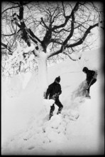 Children playing in the snow, Frienisberg February 1969