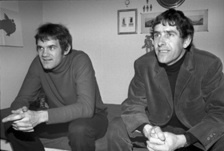 Dominique Thommy and Albert le Vice, leader of the ""Schiefen Theater"", 1970