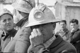 Miners celebrate the San Bernardino tunnel break through, 1965