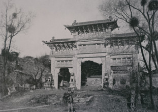Imperial Tombs in Mukden (now Shenyang) Art album Manchuria Russo-Japanese War 1906