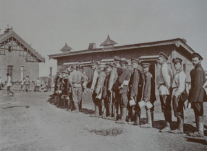 Harbin Queue for boiling water at the station Photo by Martynov
