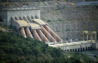 GHANA, Ajena, Akosombo dam on the River Volta completed in 1965