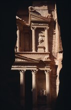 JORDAN, Petra, The entrance to the Treasury seen through the approach canyon