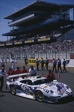 10068540 SPORT  Motorsport Motor Racing Le Mans 24 hour endurance1996. Start line