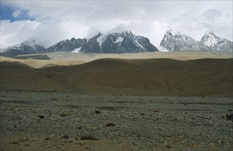CHINA, Xinjiang  , Mountains and barren landscape near Mustagh Ata.