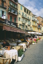 FRANCE, Provence Cote d’Azur, Villefranche, water front cafes