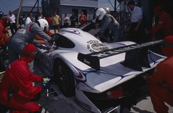 10091899 SPORT  Motor Racing  No.8 Porsche 911 GT1-98 Aizen/ Mueller Pitstop FIA GT Championship Siverstone 1998