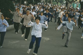 CHINA, Shaanxi, Shanghai, Mass Tai Chi exercises in a park