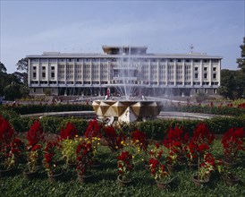 VIETNAM, South, Ho Chi Minh , "Reunification Hall Presidential Palace Museum, fountain, flowers "